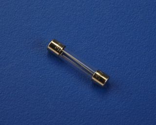 AFS0580 15 Amp, 32 Volt Fuse